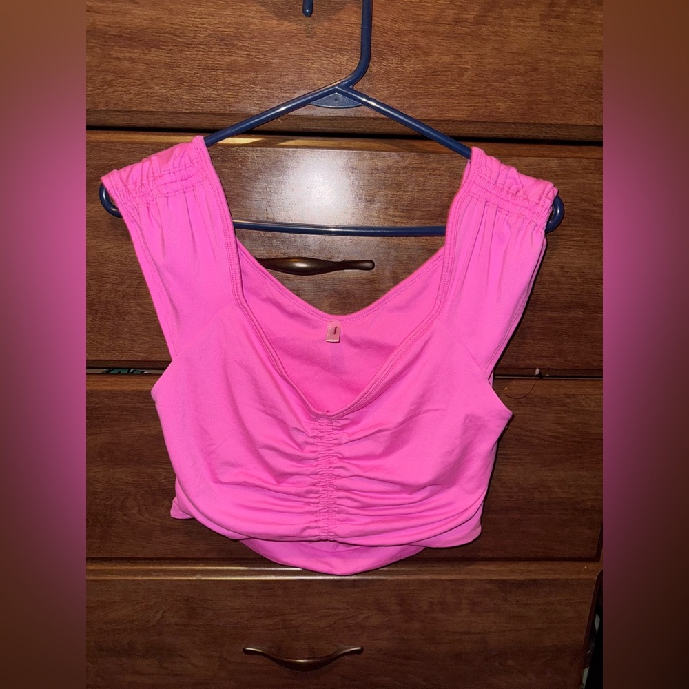Free People Movement Breathe Deeper Hot Pink Crop Top NWT - Picture 2 of 5